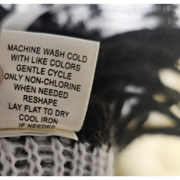 Pina Rossi Womens Small Flowy Open Front Vest Cardigan Western Fringe Boho Aztec - Picture 9 of 11